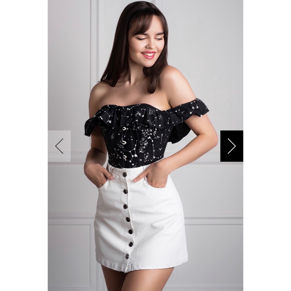 Corset Story Cotton Astronomy Sleeved Top